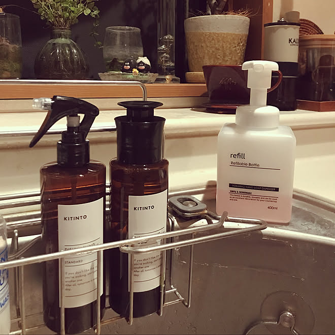ミニマリスト シンク周り 容器詰め替え 洗剤ボトル キッチン などのインテリア実例 21 10 08 17 24 33 Roomclip ルームクリップ