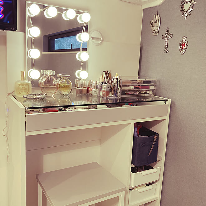 ドレッサー 100均 女優ライト ベッド周りのインテリア実例 07 14 08 Roomclip ルームクリップ ドレッサー 100均 女優ライト ベッド周りのインテリア実例 07 14 08 Roomclip ルームクリップ