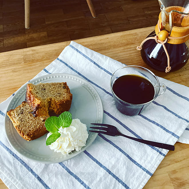 おうちカフェ パウンドケーキ ブルーベリージャム プチ贅沢 一人暮らし などのインテリア実例 21 04 02 00 03 10 Roomclip ルームクリップ