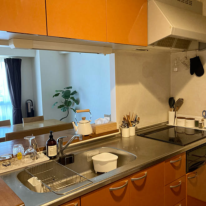 Diyで好きな空間に キッチン扉リメイクシート キッチン扉diy 賃貸 賃貸インテリア などのインテリア実例 22 03 02 17 33 24 Roomclip ルームクリップ