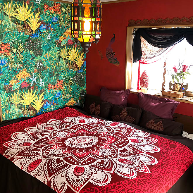 ベッド周り モロッコランプ ステンドグラス 壁塗装diy 壁紙diy などのインテリア実例 18 12 03 12 03 56 Roomclip ルームクリップ