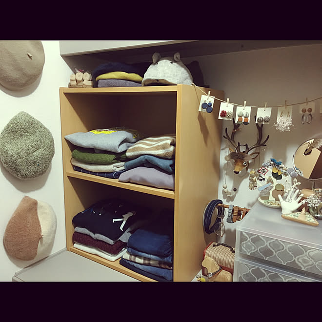 ベレー帽大好き♡/衣装部屋/みせる収納/ウォークインクローゼット/ウォールデコ...などのインテリア実例 - 2019-11-22 23:36:31