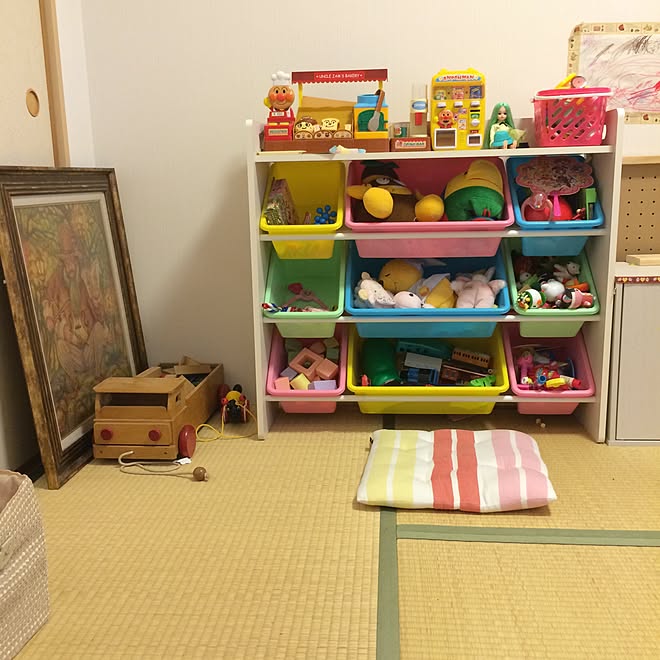 棚 3歳8ヶ月 女の子の部屋 収納 オモチャ棚 などのインテリア実例 16 07 05 08 03 54 Roomclip ルームクリップ