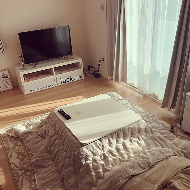 こたつのある部屋 ニトリ Francfranc ピンク フランフラン などのインテリア実例 19 12 26 03 36 22 Roomclip ルームクリップ