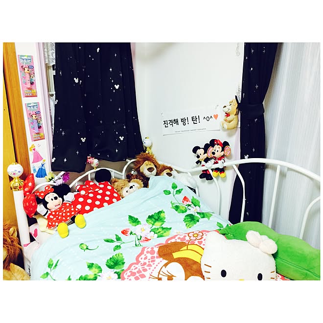 ベッド周り キャラクター 韓国 防弾少年団 Bts などのインテリア実例 15 08 29 32 32 Roomclip ルームクリップ