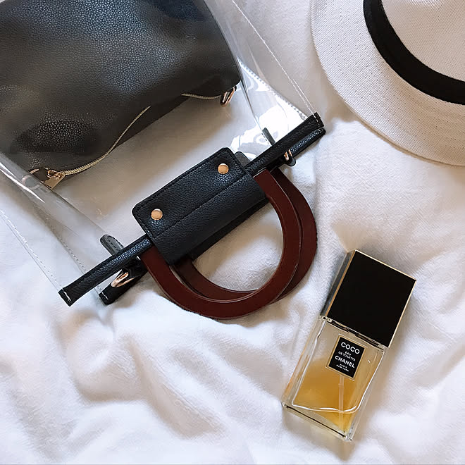 置き画 透明バッグ スケルトン 夏物 バッグ などのインテリア実例 19 07 13 22 45 23 Roomclip ルームクリップ