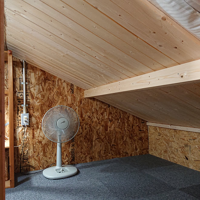 部屋全体 書斎スペース 日曜大工 屋根裏部屋diy コロナ などのインテリア実例 08 23 47 03 Roomclip ルームクリップ 部屋全体 書斎スペース 日曜大工 屋根裏部屋diy コロナ などのインテリア実例 08 23 47 03 Roomclip ルームクリップ