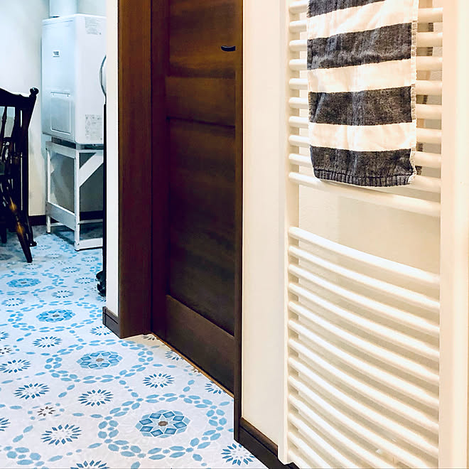 パネルヒーター 衣類乾燥機 乾太くん かんたくん 暖房器具 脱衣場の壁 などのインテリア実例 12 07 10 52 Roomclip ルームクリップ パネルヒーター 衣類乾燥機 乾太くん かんたくん 暖房器具 脱衣場の壁 などのインテリア実例 12 07 10 52 Roomclip ルームクリップ