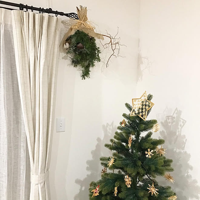 スワッグ クリスマスツリー Ledライト ストローオーナメント リビング などのインテリア実例 12 16 17 43 17 Roomclip ルームクリップ