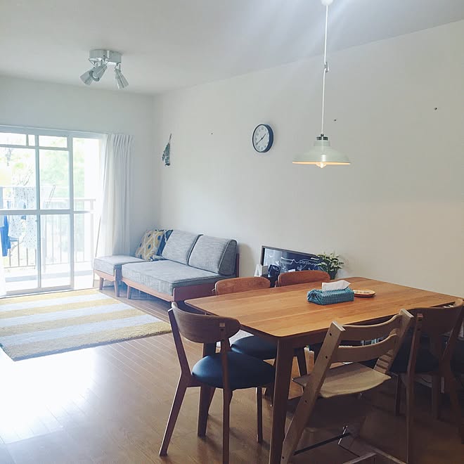 リビング 6畳リビング 団地 賃貸 パルプボードボックス などのインテリア実例 16 04 22 23 18 Roomclip ルームクリップ