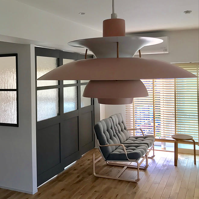 アルテック スツール60 サイドテーブル リビングのインテリア実例 19 10 07 22 38 02 Roomclip ルームクリップ