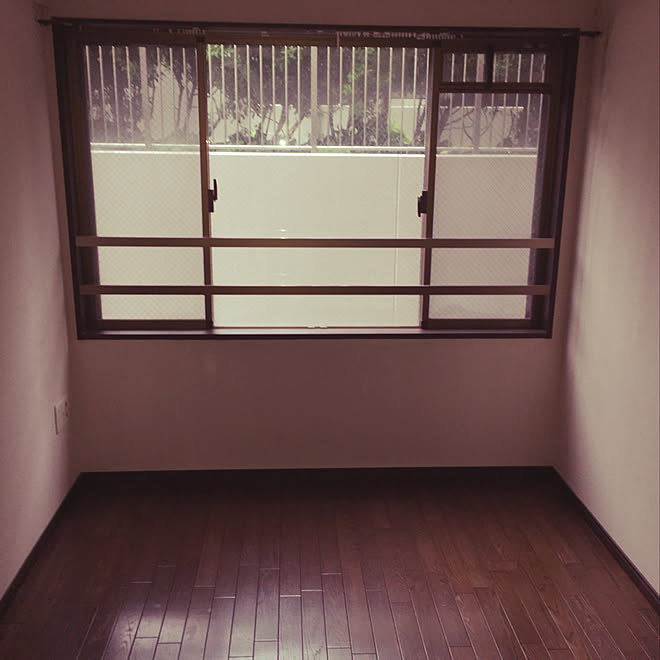 部屋全体 北向きの部屋 壁紙張り替え 洋室2 中古マンション などのインテリア実例 18 06 17 22 58 04 Roomclip ルームクリップ