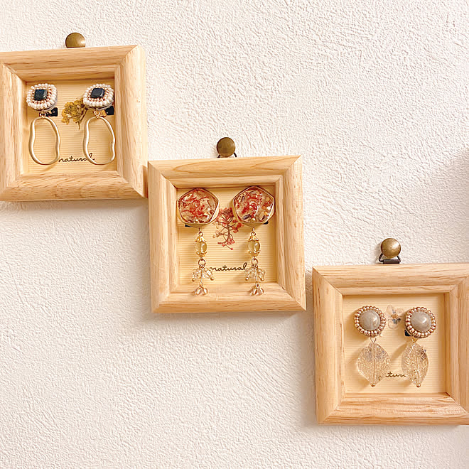 セリア 100均 Diy アクセサリー収納 アクセサリーディスプレイ などのインテリア実例 02 06 00 05 29 Roomclip ルームクリップ