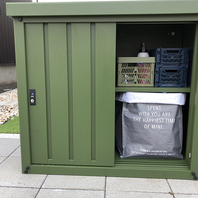 物置収納 デザイン収納庫 庭のある暮らし 山善収納部 山善 などのインテリア実例 19 12 12 16 31 12 Roomclip ルームクリップ