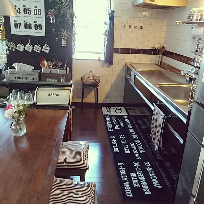 キッチン キッチンマット 男前 有孔ボード ブリキ看板 などのインテリア実例 16 05 04 10 33 15 Roomclip ルームクリップ