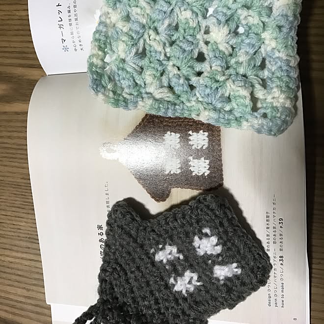 机 エコたわし 北欧 エコたわし アクリルたわし ハンドメイドのインテリア実例 16 10 21 49 13 Roomclip ルームクリップ 机 エコたわし 北欧 エコたわし アクリルたわし ハンドメイドのインテリア実例 16 10 21 49 13 Roomclip ルームクリップ