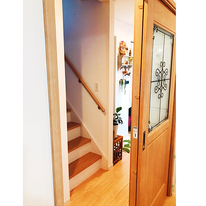 ステンドガラス調ドア Daikenのドア ドア 壁 天井のインテリア実例 19 05 12 08 37 12 Roomclip ルームクリップ