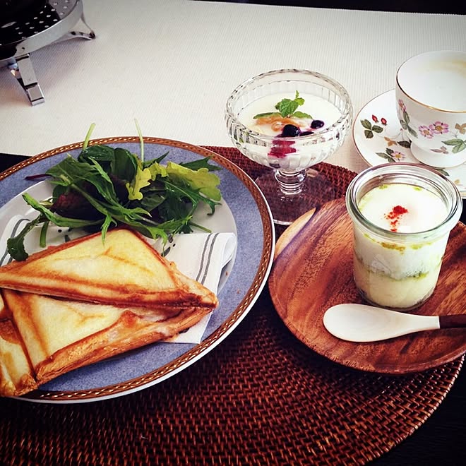 キッチン アクタス 朝食 無印 ガラス食器 などのインテリア実例 15 11 29 13 01 11 Roomclip ルームクリップ