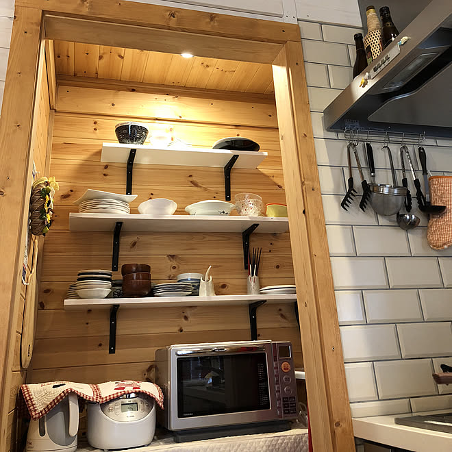 キッチン 食器棚 手作り家具 ログハウス Bessの家 などのインテリア実例 18 09 06 13 17 33 Roomclip ルームクリップ キッチン 食器棚 手作り家具 ログハウス Bessの家 などのインテリア実例 18 09 06 13 17 33 Roomclip ルームクリップ