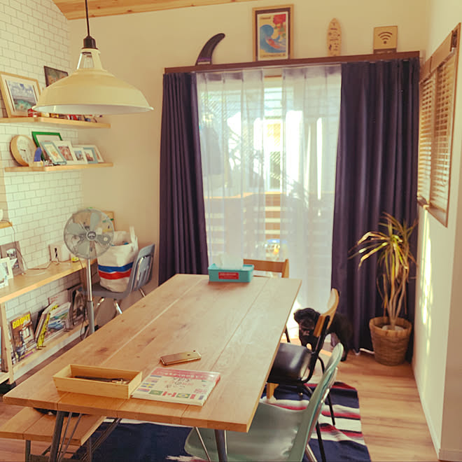 リビング ビカーサ 西海岸 ニトリのカーテン マガジンラックdiy などのインテリア実例 19 02 24 23 09 14 Roomclip ルームクリップ