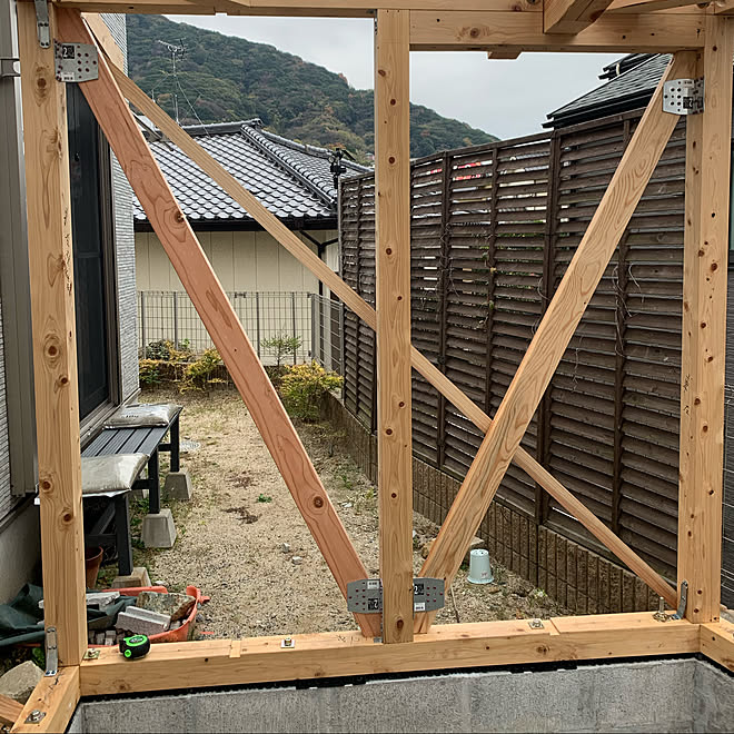 筋交い 木造 バイクガレージ 物置小屋 大入れ蟻 などのインテリア実例 12 13 00 03 52 Roomclip ルームクリップ