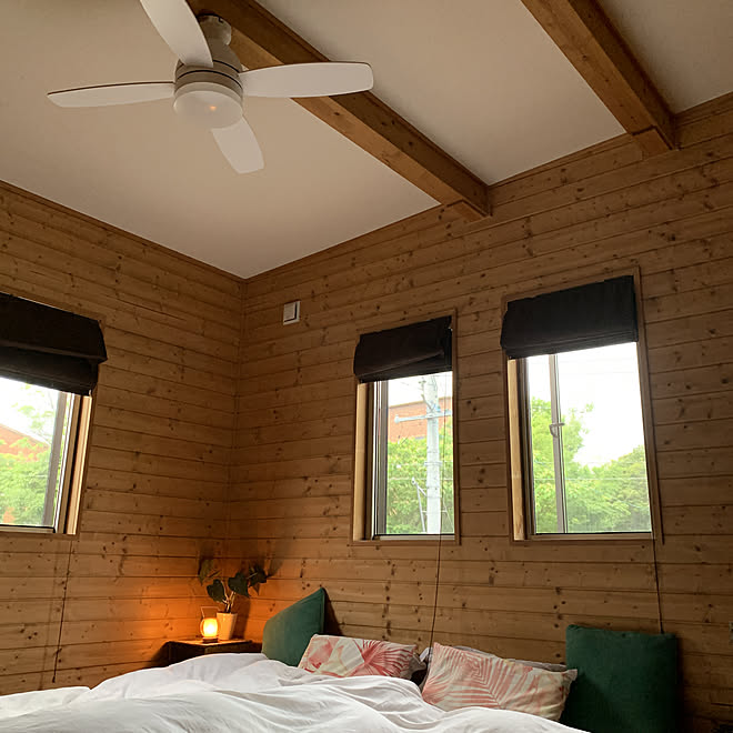 寝室 シーリングファンライト Bess Bessの家 ワンダーデバイス などのインテリア実例 05 26 17 31 16 Roomclip ルームクリップ