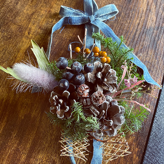 デニム ものづくり ハンドメイド雑貨 ドライフラワーのある暮らし シャリンバイの実 などのインテリア実例 19 12 10 12 18 57 Roomclip ルームクリップ