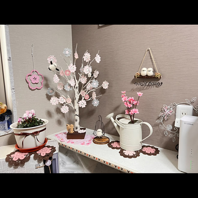 Zenoさんのスイッチカバー Daiso雑貨 ガーデンシクラメン Anzちゃんのシマエナガちゃん Zenoさんの桜モチーフオーナメント などのインテリア実例 22 02 13 12 46 21 Roomclip ルームクリップ