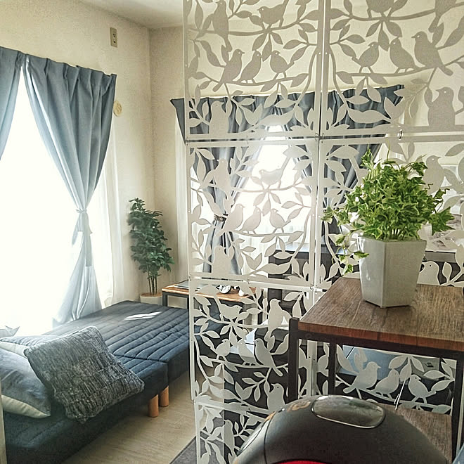 部屋全体 モノトーン 癒しの空間 一人暮らしインテリア 一人暮らし などのインテリア実例 18 07 29 16 33 48 Roomclip ルームクリップ