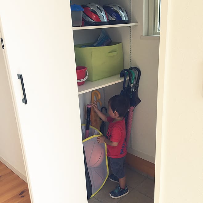 玄関 入り口 土間収納 こどもと暮らす 玄関ホール おもちゃ などのインテリア実例 16 10 04 12 37 40 Roomclip ルームクリップ