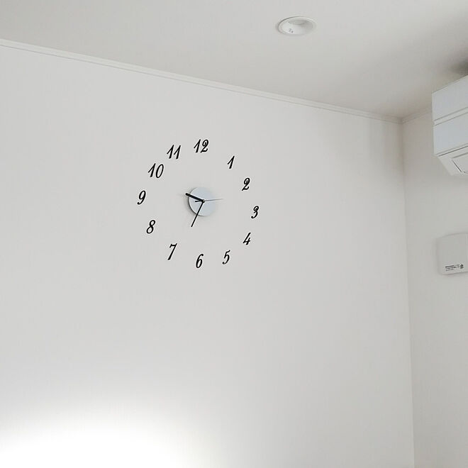ウォールクロック 時計 壁時計 壁 天井 貼る などのインテリア実例 01 09 17 05 51 Roomclip ルームクリップ