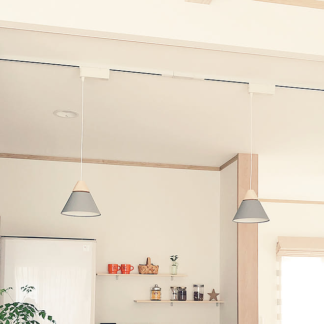 キッチン コイズミ照明 ダクトレール ペンダントライト 初投稿 などのインテリア実例 18 10 05 22 18 40 Roomclip ルームクリップ