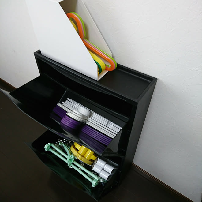 ベッド周り ハンガー収納 Ikea ファイルボックス シューズキャビネット などのインテリア実例 18 09 01 12 12 44 Roomclip ルームクリップ