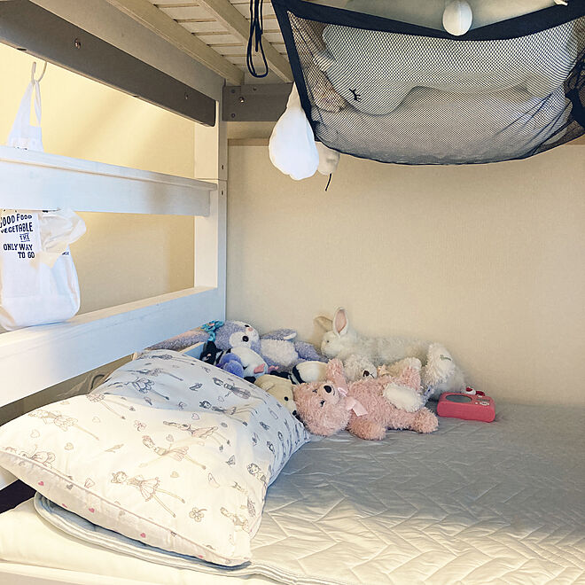 ぬいぐるみ収納 セリア 二段ベッド 子どもがいる暮らし ベッド周りのインテリア実例 21 08 27 16 53 11 Roomclip ルームクリップ