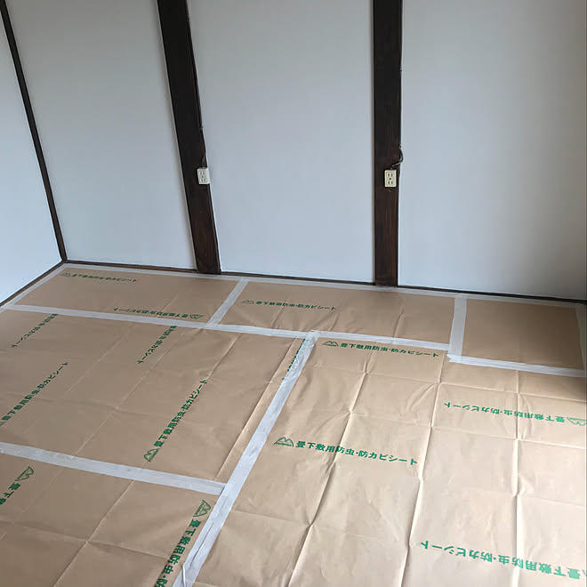部屋全体 畳の上にクッションフロア 珪藻土の壁 古民家風 築うん十年 などのインテリア実例 18 06 14 14 41 00 Roomclip ルームクリップ