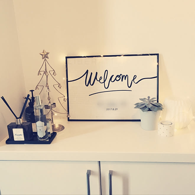 玄関 入り口 玄関ディスプレイ モノトーン クリスマス グレーインテリアのインテリア実例 17 11 07 11 26 19 Roomclip ルームクリップ