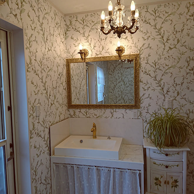 バス トイレ おりずるラン ロココ調家具 ゴールドが好きのインテリア実例 19 01 21 09 00 03 Roomclip ルームクリップ バス トイレ おりずるラン ロココ調家具 ゴールドが好きのインテリア実例 19 01 21 09 00 03 Roomclip ルームクリップ