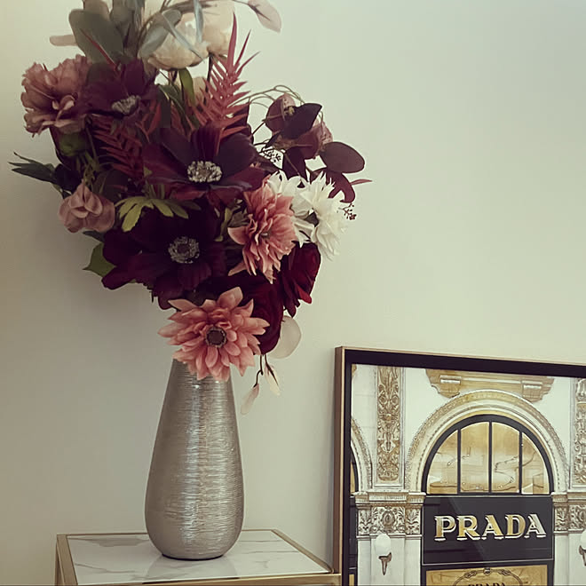 フラワーベース お花のある暮らし 初心者ですがよろしくお願いします Francfranc ゴージャス などのインテリア実例 22 11 25 18 37 31 Roomclip ルームクリップ