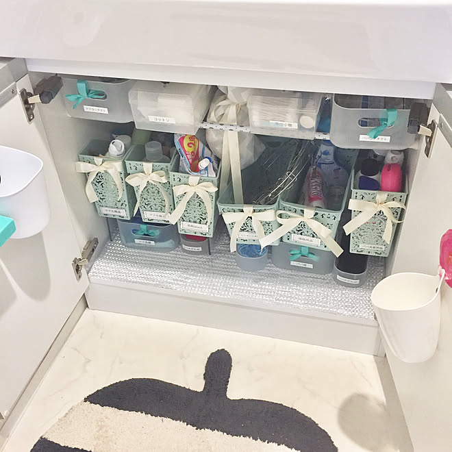バス/トイレ/ダイソーのプラスチックケース/突っ張り棒/無印良品/アクリル棚&hellip;などのインテリア実例 20190302 1441