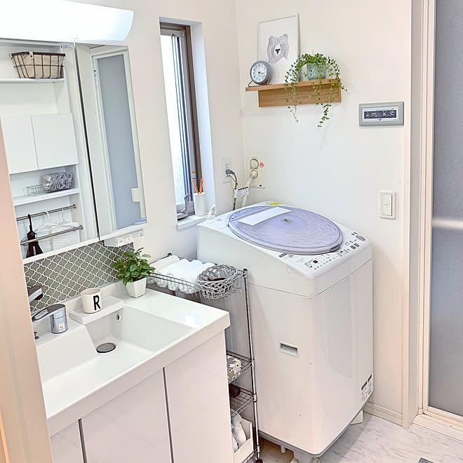 ダイソー 洗面所 ニッチ 無印良品 壁に付けられる家具 シャープ洗濯機 などのインテリア実例 01 14 07 00 36 Roomclip ルームクリップ