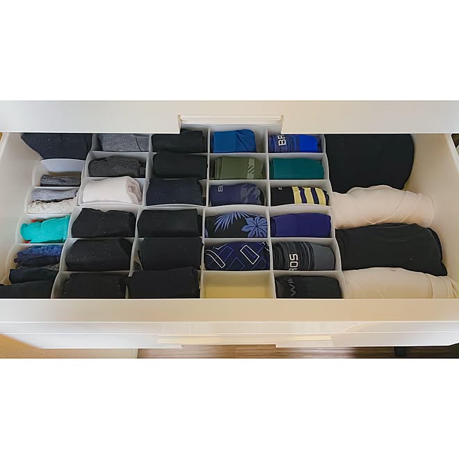 セリア １００均 チェストの中 旦那エリア 下着収納 などのインテリア実例 10 09 14 48 38 Roomclip ルームクリップ