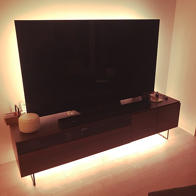 Ledテープライト 間接照明 Amazon リビングダイニング マンションインテリア などのインテリア実例 07 11 00 01 30 Roomclip ルームクリップ