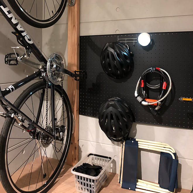 自転車/DIY/有孔ボード/シンプル/モノトーン...などのインテリア実例 - 2019-11-14 21:04:09