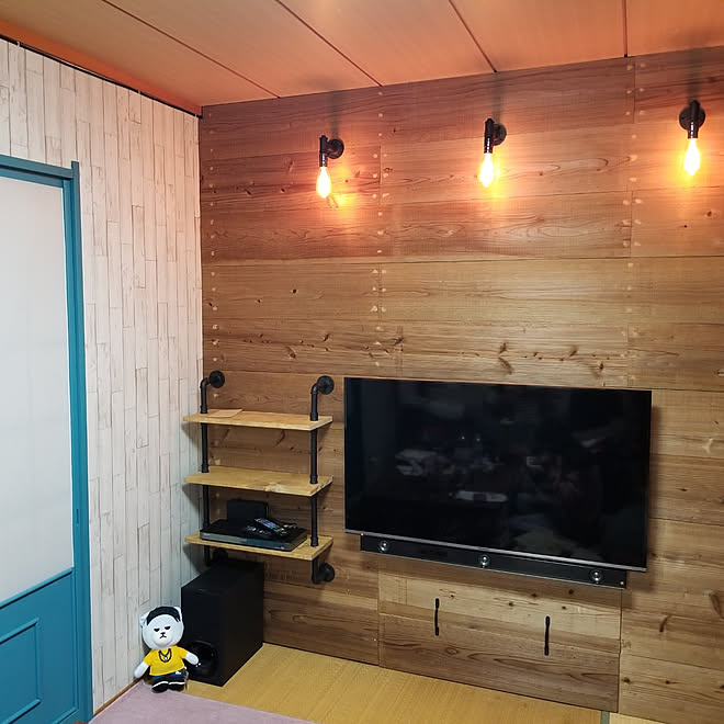 壁 天井 壁紙diy 足場板 足場板diy 壁紙はりかえ などのインテリア実例 10 21 11 12 16 Roomclip ルームクリップ 壁 天井 壁紙diy 足場板 足場板diy 壁紙はりかえ などのインテリア実例 10 21 11 12 16 Roomclip ルームクリップ