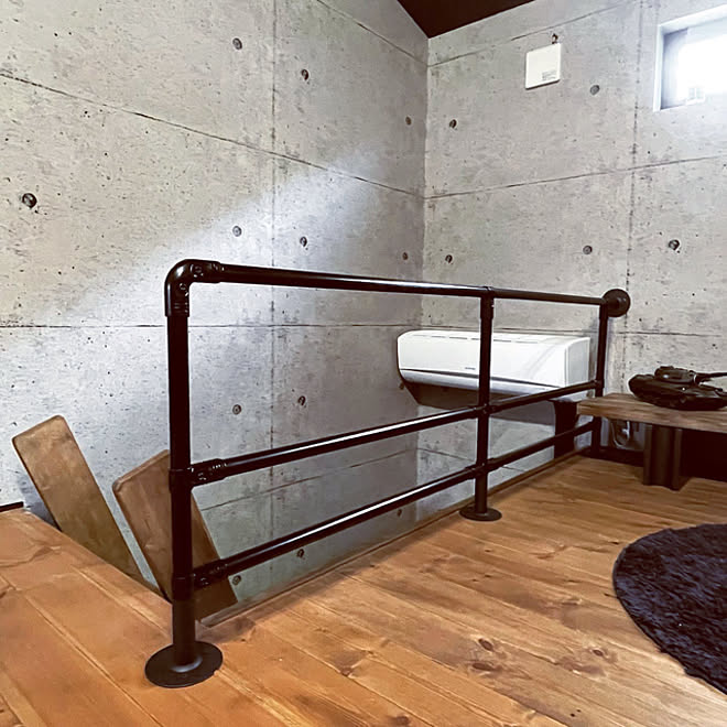 Diy 手すり ロフト コンクリート壁紙 スペーシアパイプ などのインテリア実例 21 08 07 21 13 37 Roomclip ルームクリップ