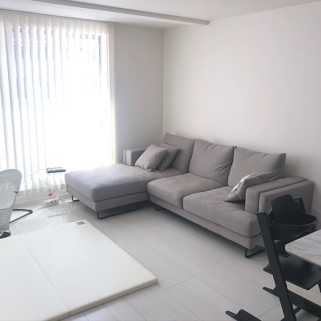 ストッケ黒 ストッケ トリップトラップ ストッケ アクセントクロス 黒 プレイマット などのインテリア実例 09 06 12 30 37 Roomclip ルームクリップ