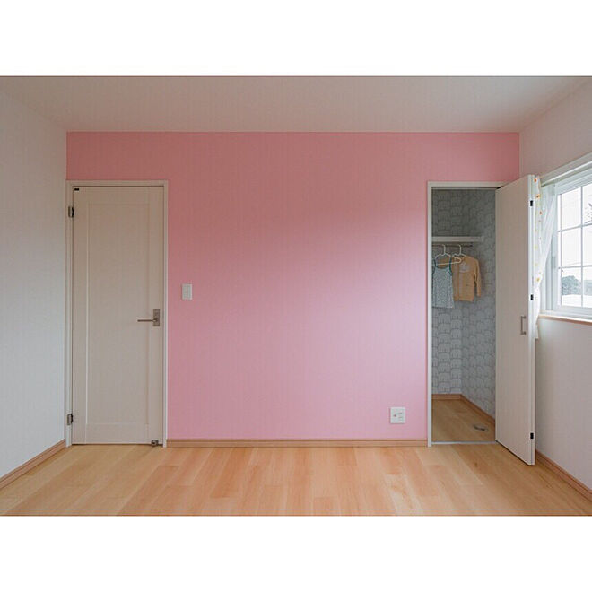 壁 天井 サンゲツ ピンクの壁 子供部屋 壁紙のインテリア実例 17 11 13 00 26 10 Roomclip ルームクリップ