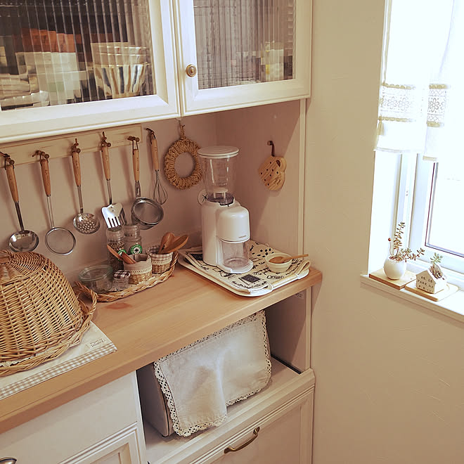 キッチン カフェ風インテリアを目指して 可愛い雑貨が好き 白 木 ナチュラルインテリア などのインテリア実例 10 27 11 34 55 Roomclip ルームクリップ