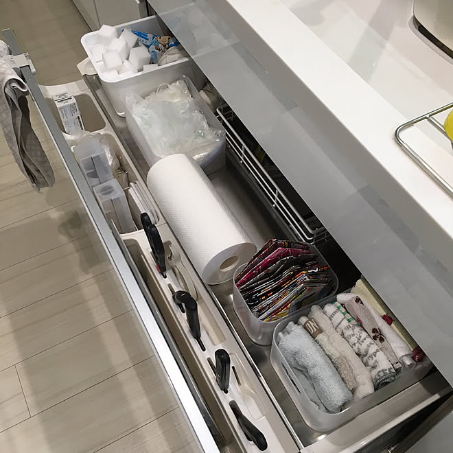 キッチン キッチンペーパー 整理収納アドバイザー２級 収納 リシェルsi などのインテリア実例 17 08 04 22 19 15 Roomclip ルームクリップ