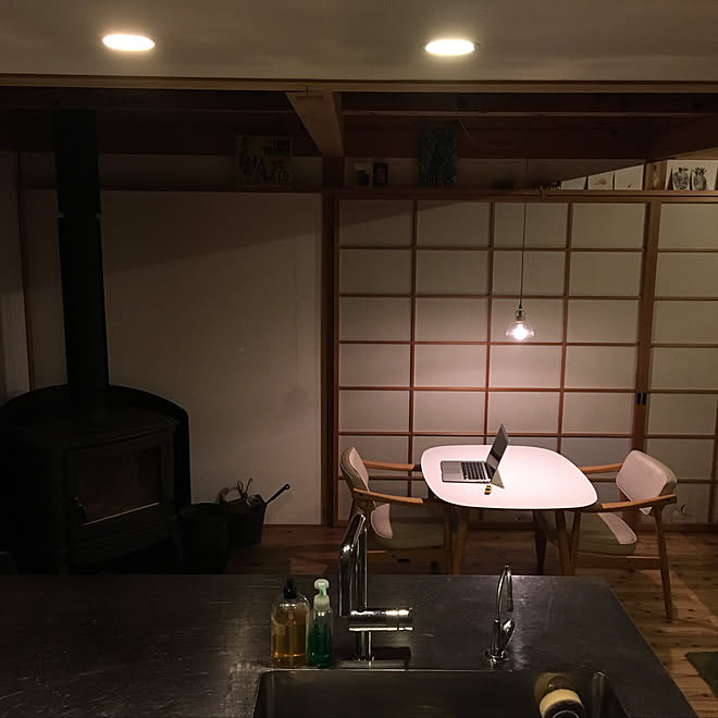 薪ストーブ 土間玄関 土間のある暮らし いぬと暮らす 土庇の家 などのインテリア実例 19 05 18 23 17 03 Roomclip ルームクリップ